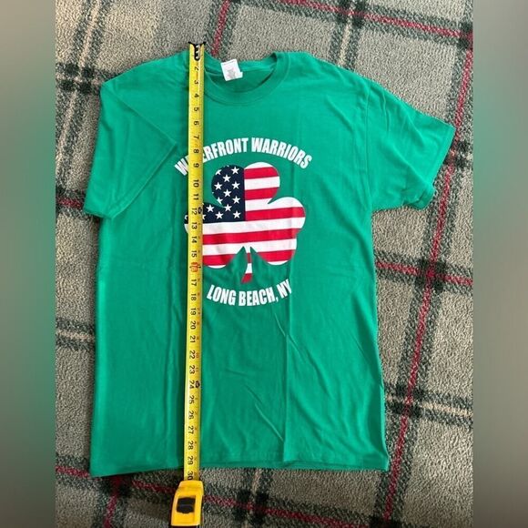 Gildan green T-shirt w flag shamrock design and Waterfront Warriors NWOT M - Picture 4 of 7
